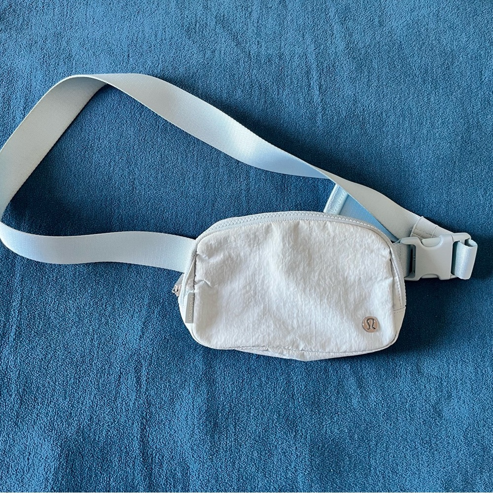 Powder Blue Lululemon Everywhere Belt Bag 1L